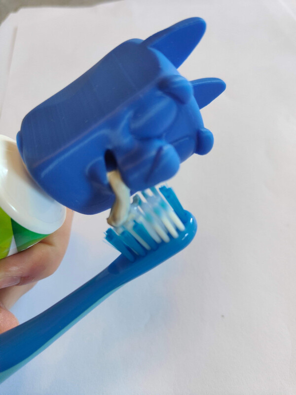 Blūey Toothpaste Dispenser Cap 