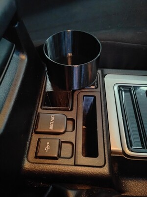 Toyota Prado Insulated Can Holder 