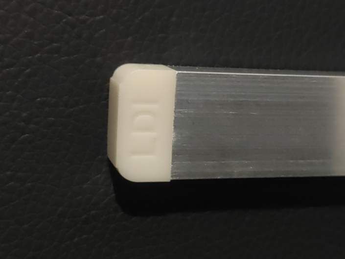 Window rail end cap set