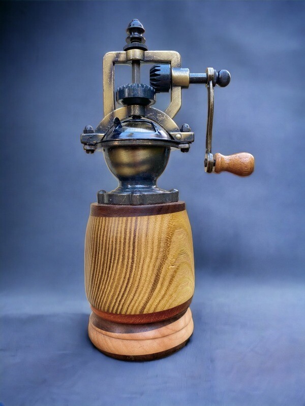 Antique Style Pepper Grinder: Acacia, Walnut, Maple &amp; Narra