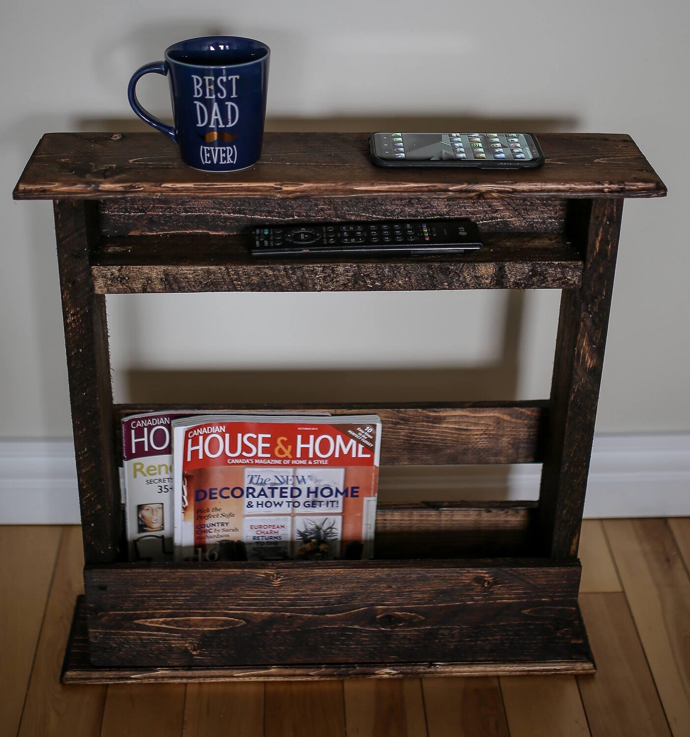 Pallet Couch Side Table
