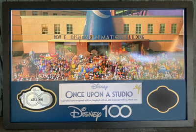***DISNEY STORE*** Commemorative 100year Lithograph And Nametag Display