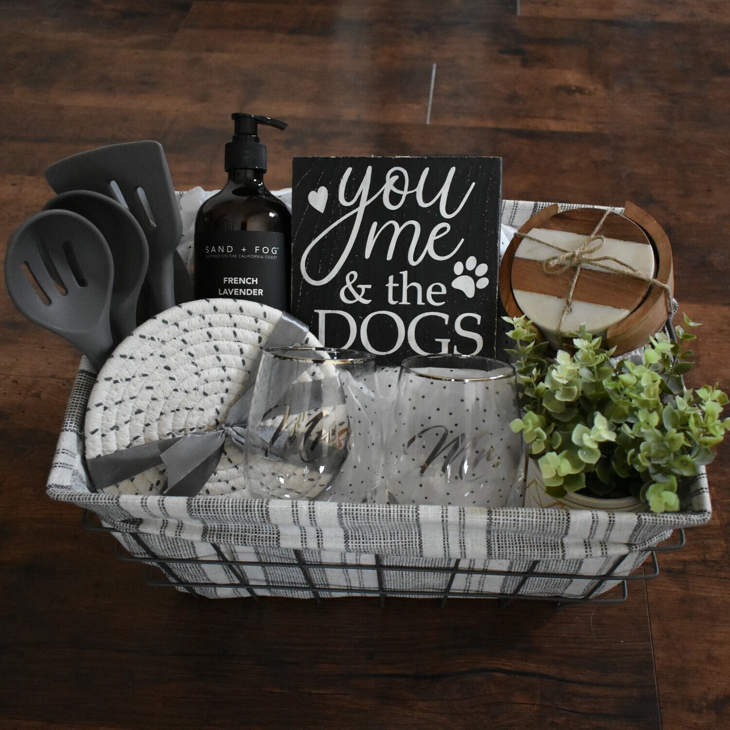 Custom Housewarming Gift Basket