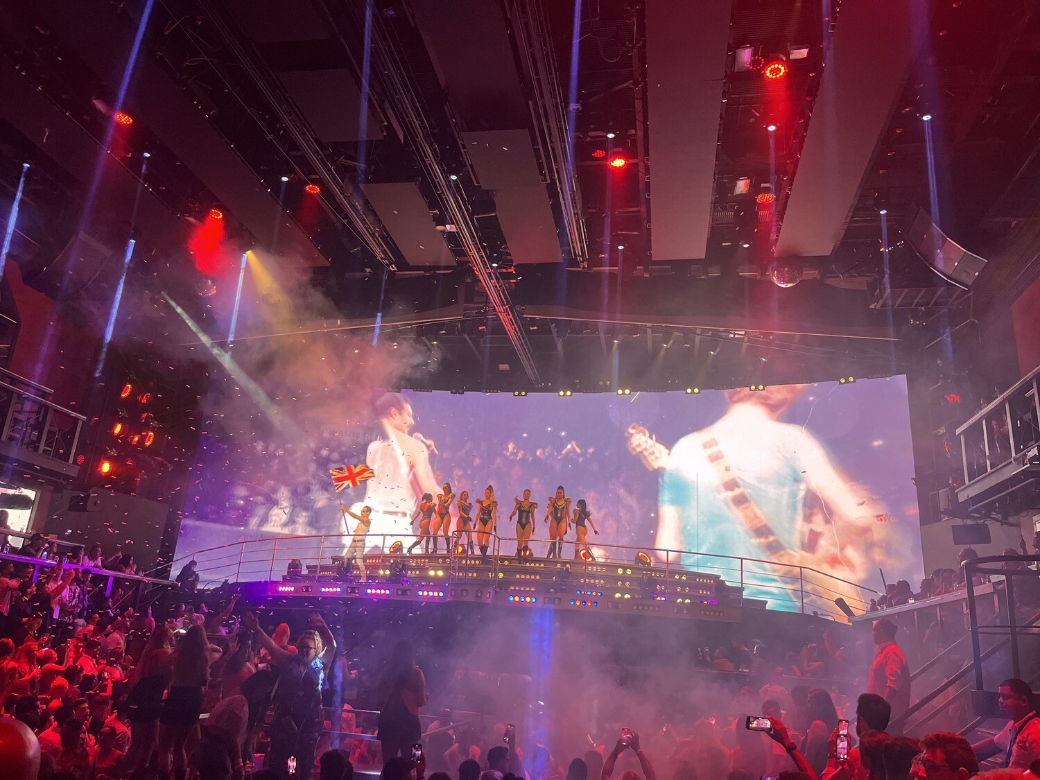 Coco Bongo: Show and nightclub