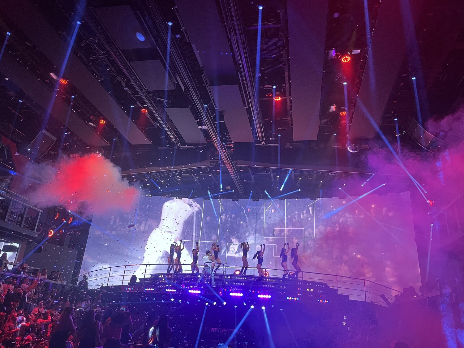 Coco Bongo: Show and nightclub