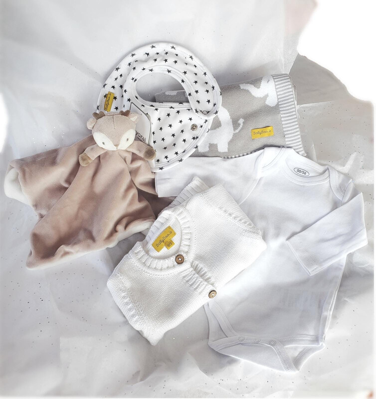 Newborn Baby Gift Box From Tara’s Newborn Baby Gift Box From Tara’s
