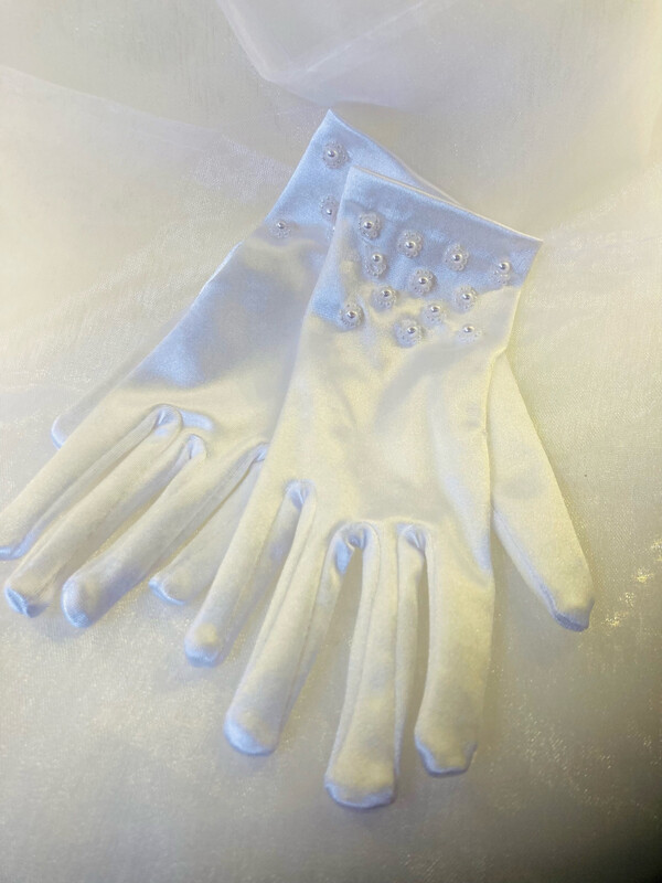 Communion Gloves Pearls