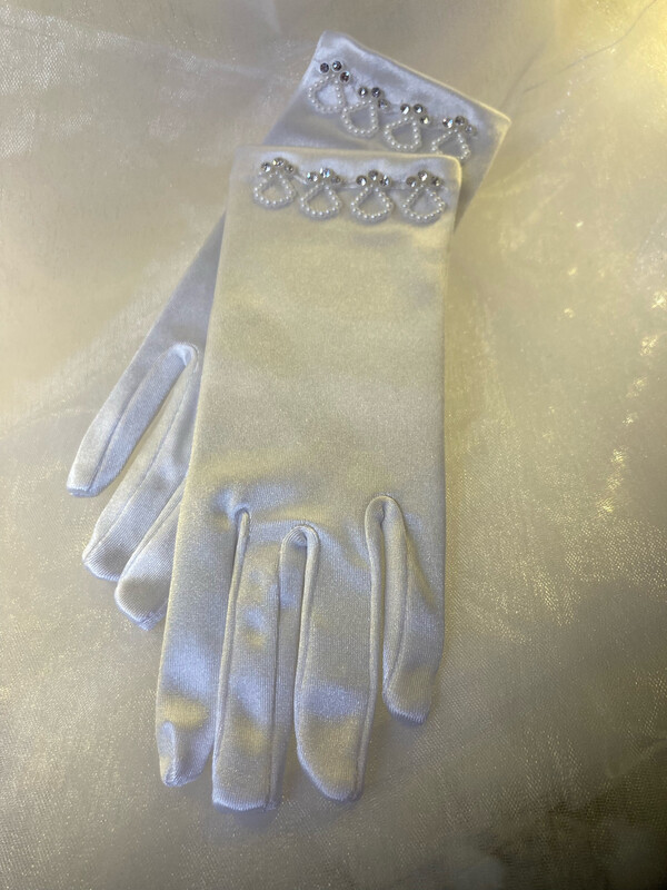 Communion Gloves Row of Pearls