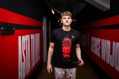T-shirt play-offs rozm. M