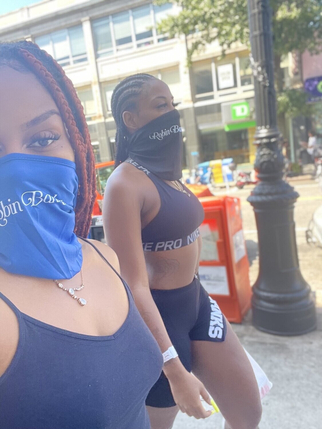 Robin Banks Ski Mask (one Label)