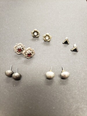 5 pairs stud earrings