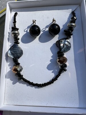 Black necklace/ earrings