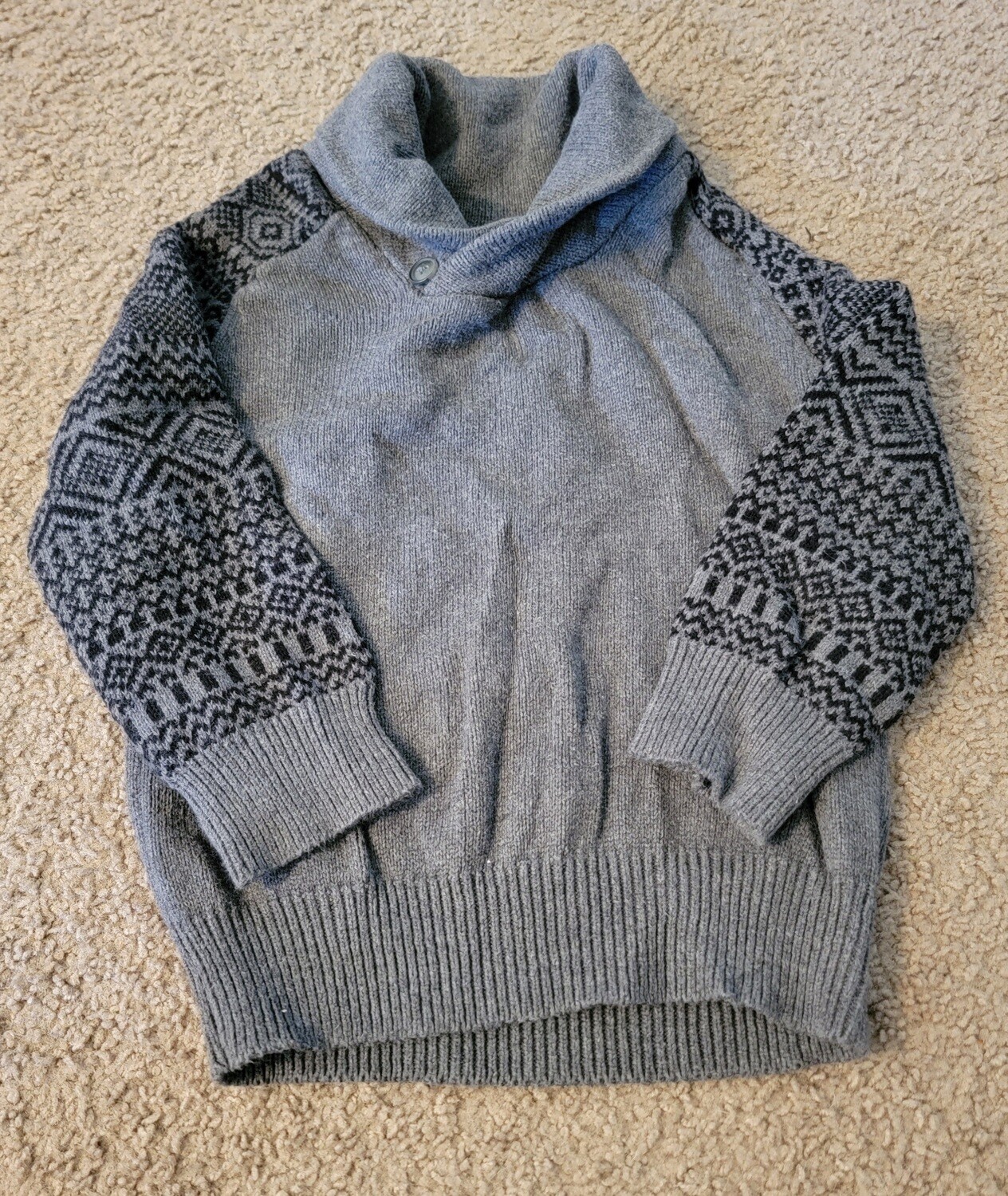 Childrens place sweater