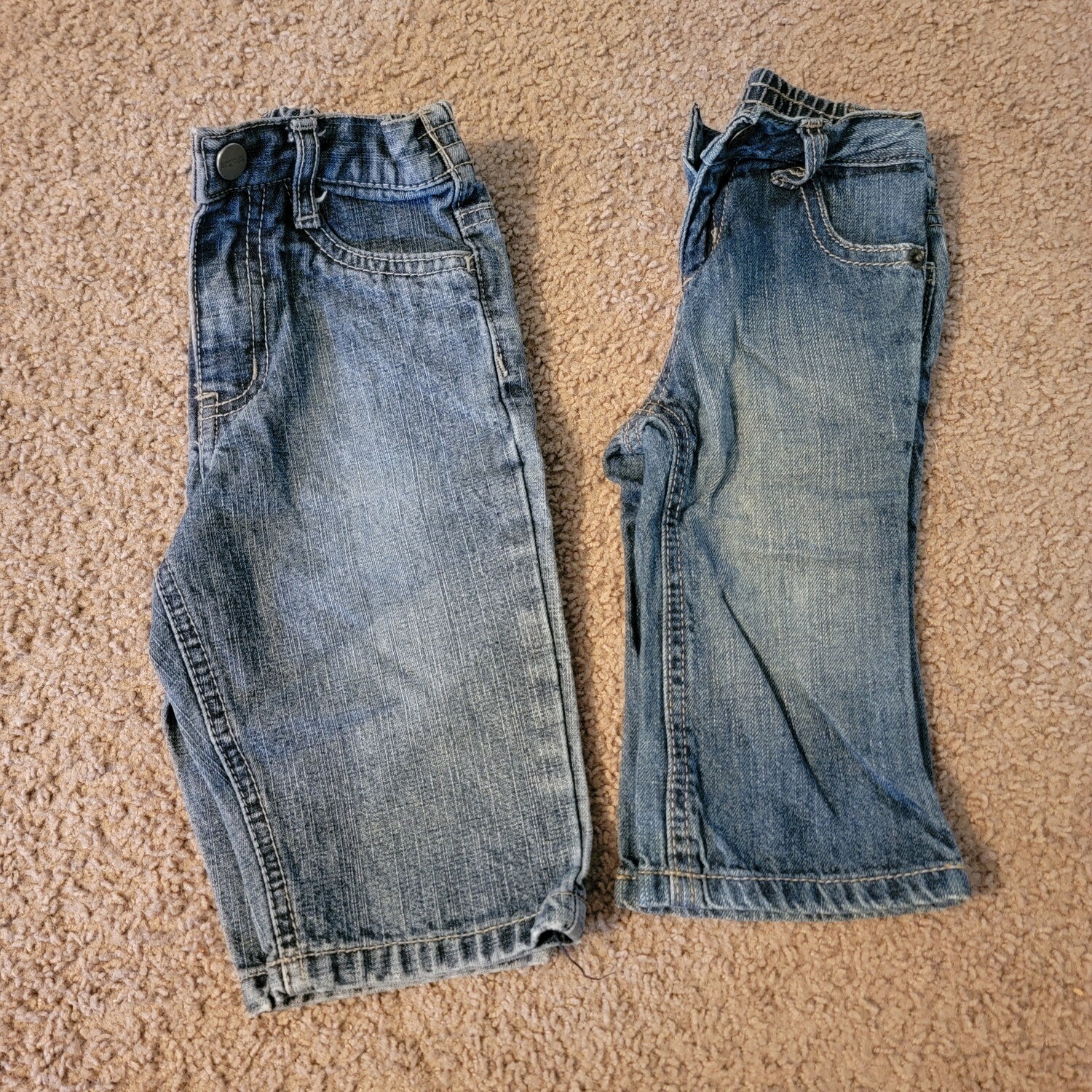 2 pairs of jeans