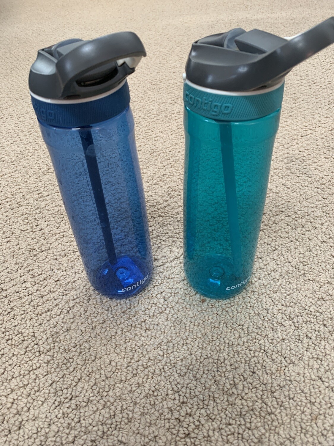 2 Contigo bottles