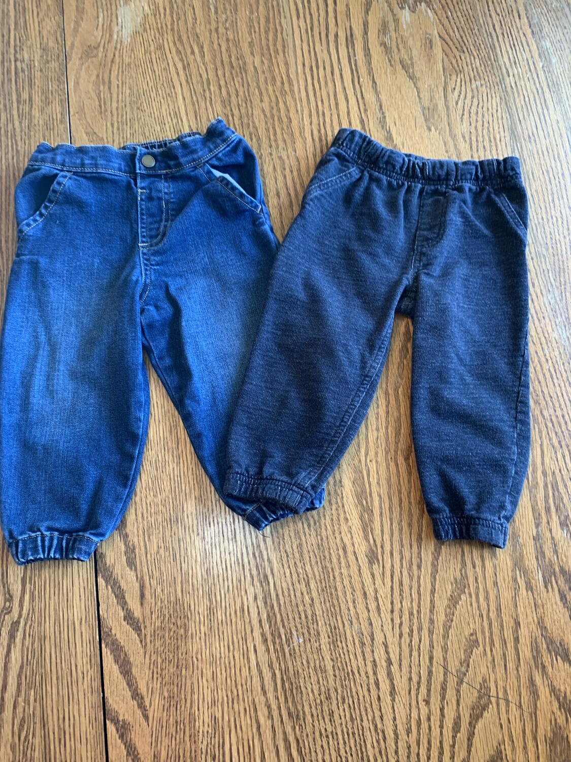 2 pants  jeans, jegging