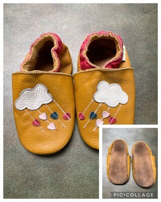 Sayoyo leather crib shoe Sayoyo leather crib shoe
