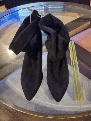 NEW bamboo Black suede a