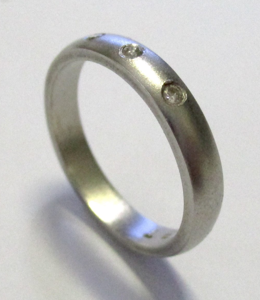 Platinum Diamond Wedding Band