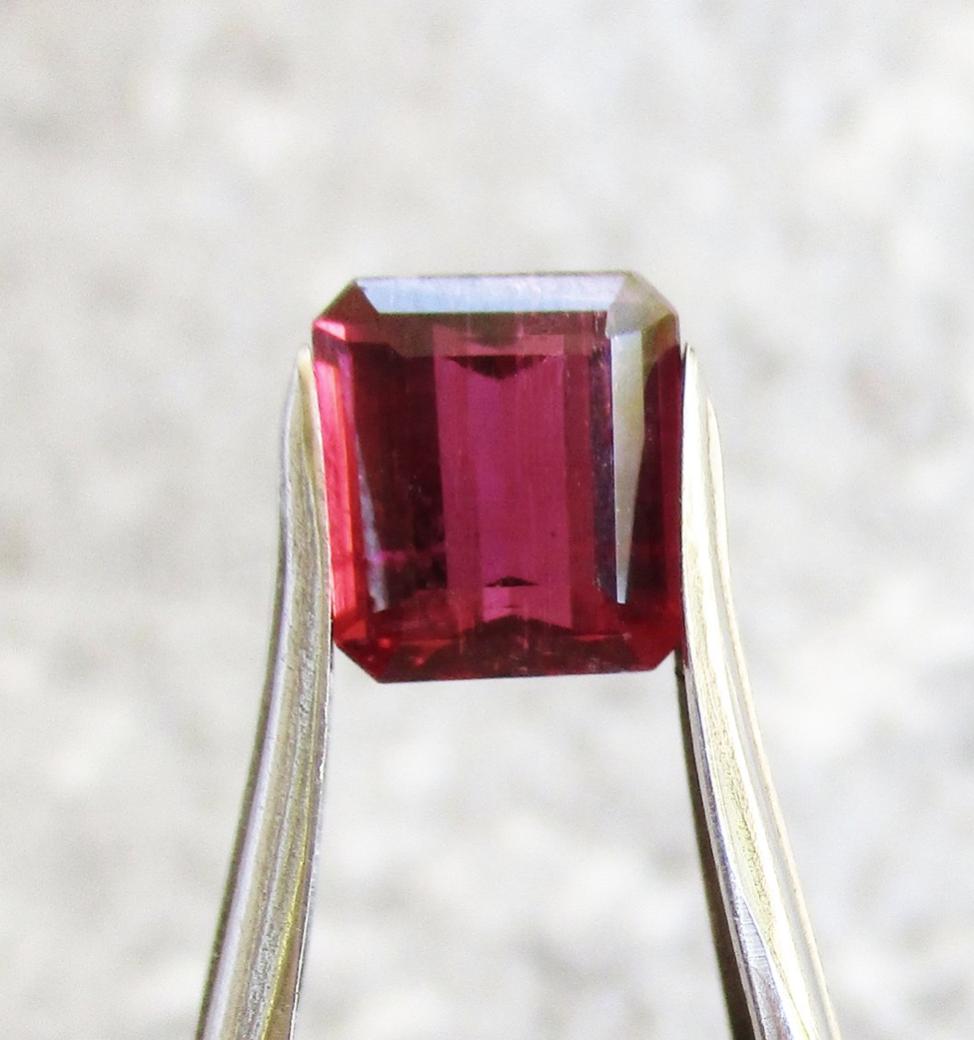 Tourmaline (Rubellite) PRE-OWNED?