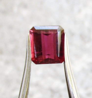 Tourmaline (Rubellite) PRE-OWNED?