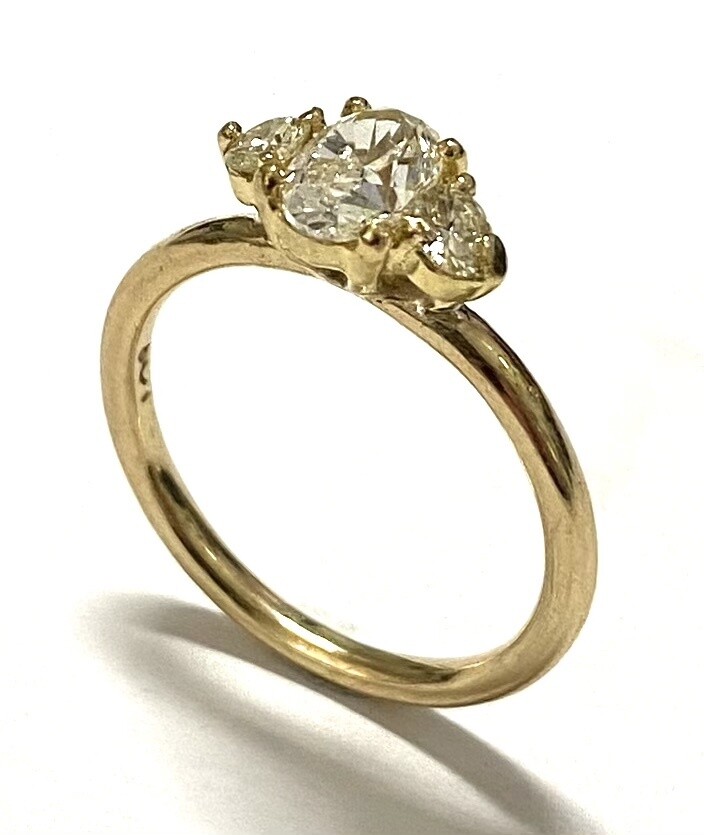 Diamond ring with wedding band