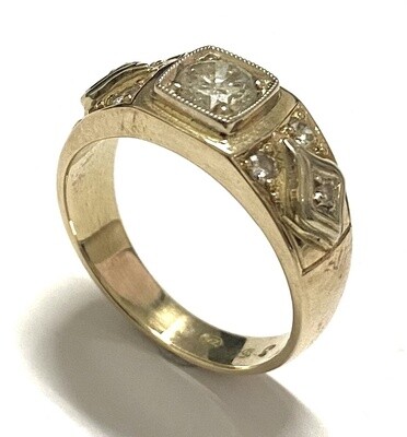 Diamond ring Retail R51 700.00