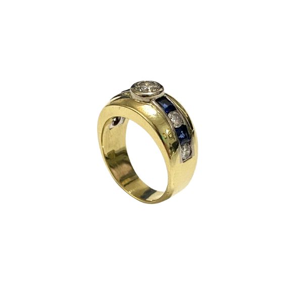 18k Gold Diamond and Sapphire Ring