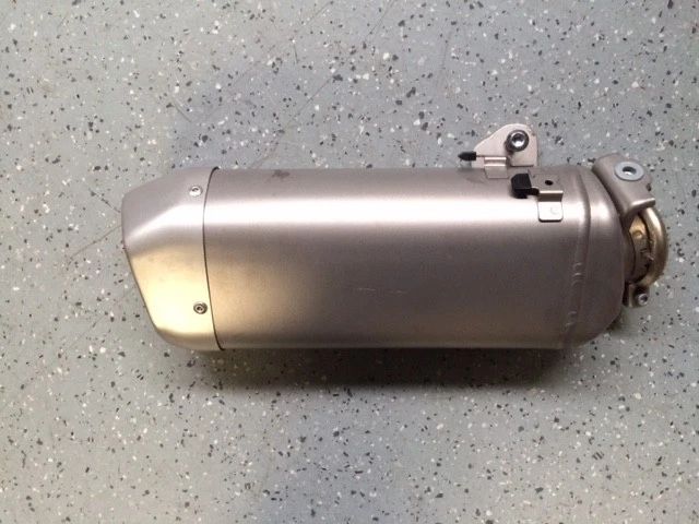 Yamaha YZF R1 RN32 Bj.2015-2017 Schalldämpfer Muffler Yamaha YZF R1 RN32 Bj.2015-2017 Schalldämpfer Muffler