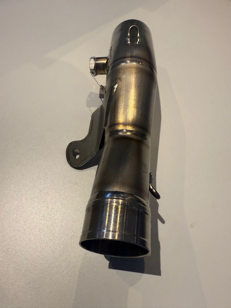 Akrapovic Y-Verbindungsrohr Link Pipe Ti evolution system Yamaha YZF-R6 2017 Akrapovic Y-Verbindungsrohr Link Pipe Ti evolution system Yamaha YZF-R6 2017