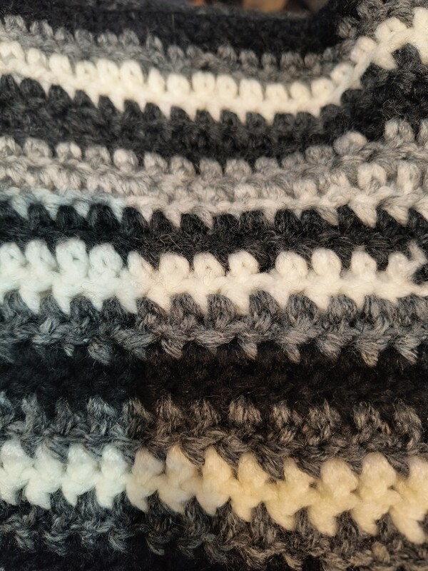 Black & White Cowl