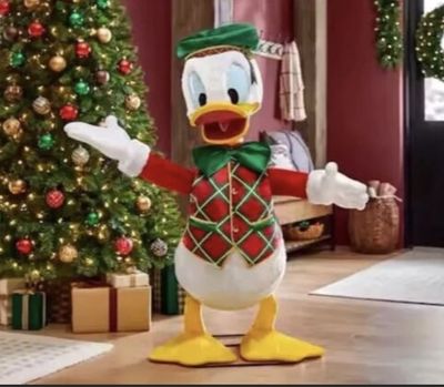 HOME DEPOT 4 ft. Animated Donald Duck CHRISTMAS ANIMARONIC DECORATION IN STOCK