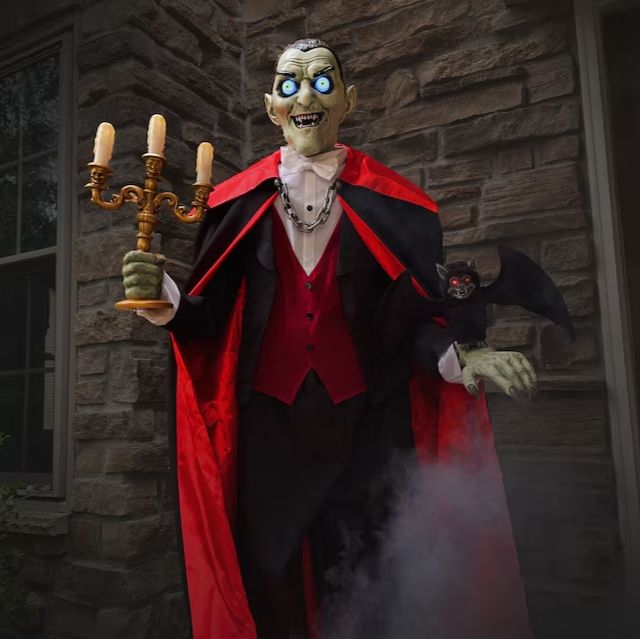 Haunted Hill Farm 5.5-ft Freestanding Motion Activated Talking Lighted Lazarus Vampire Animatronic