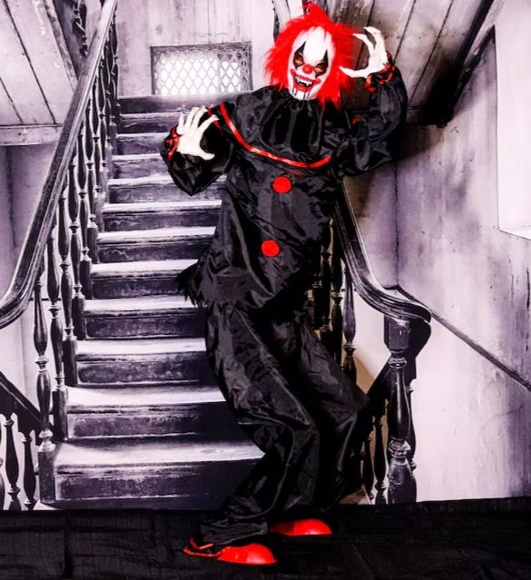 Haunted Hill Farm 5.08-ft Freestanding Talking Lighted Clown Animatronic