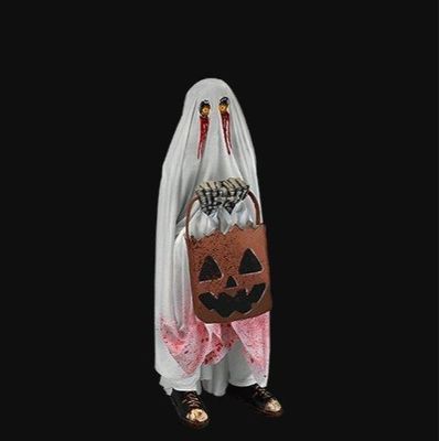 Animatronic Light-Up Bloody Ghost Trick-or-Treater, 3ft