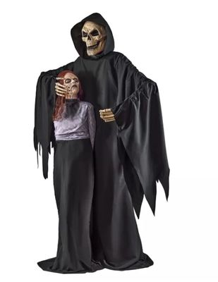 6 Ft 6 In the Black Heart Animatronic ORDER AIRFREIGHT DIRECT TO YOU.