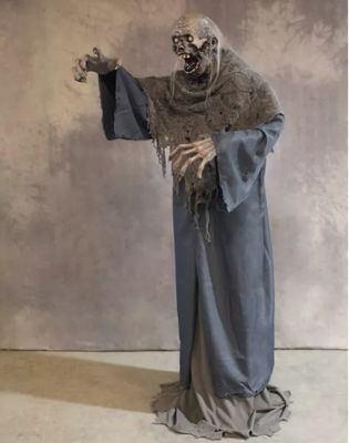 6 Ft 6 In Creeper Animatronic - Beastcraft pre order now