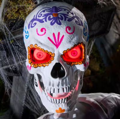 5 ft. skeleton Grave &amp; Bones LED Ultraposeable Day of the Dead IN STOCK