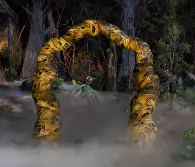 7FT LED TWISTED SOULS' ARCHWAY PRE ORDER FOR HALLOWEEN 2027 OR AIRFREIGHT STILL AVAILABLE FOR 2026 PLEASE ASK FOR PRICING