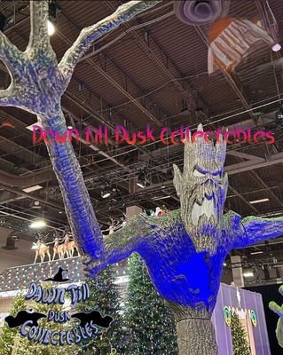 SCARY TREE PRE ORDER NOW FOR HALLOWEEN 2026 PRICE ADVERTISED IS DEPOSIT FOR PRE ORDER ONLY PLEASE READ DESCRIPTION