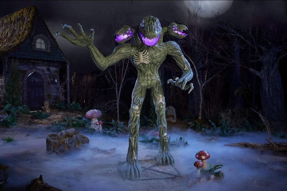 8 FT Wicked Woods  Giant-Sized Animated LED Perilous Plant Monster PRE ORDER NOW FOR HALLOWEEN 2026