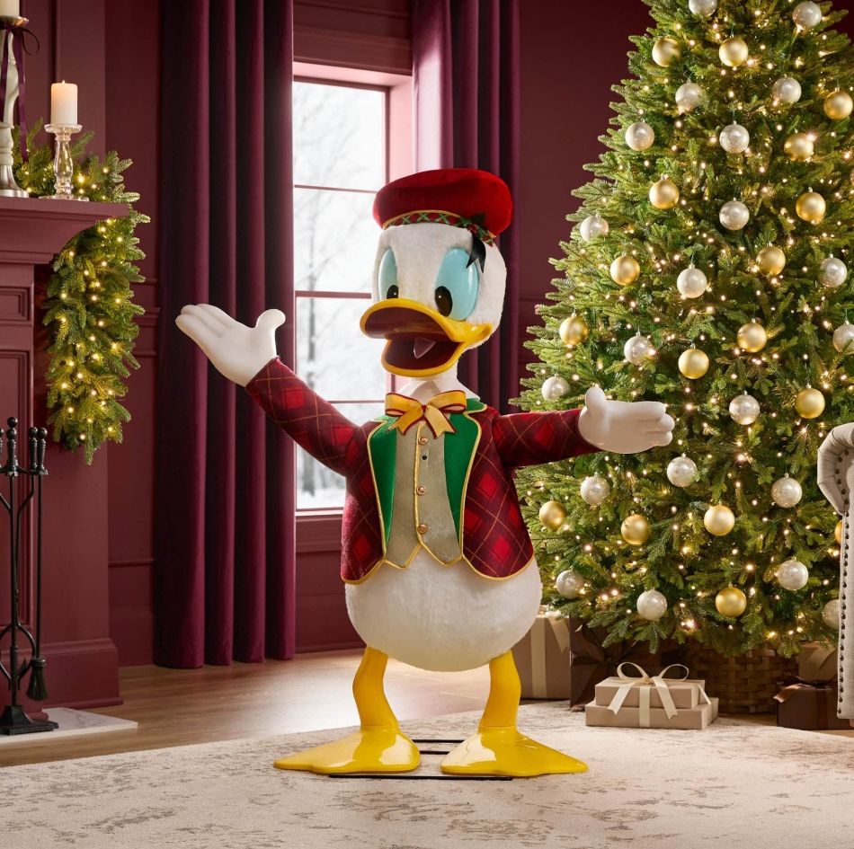4 ft. Animated Holiday Donald Duck PRE ORDER NOW FOR CHRISTMAS 2026