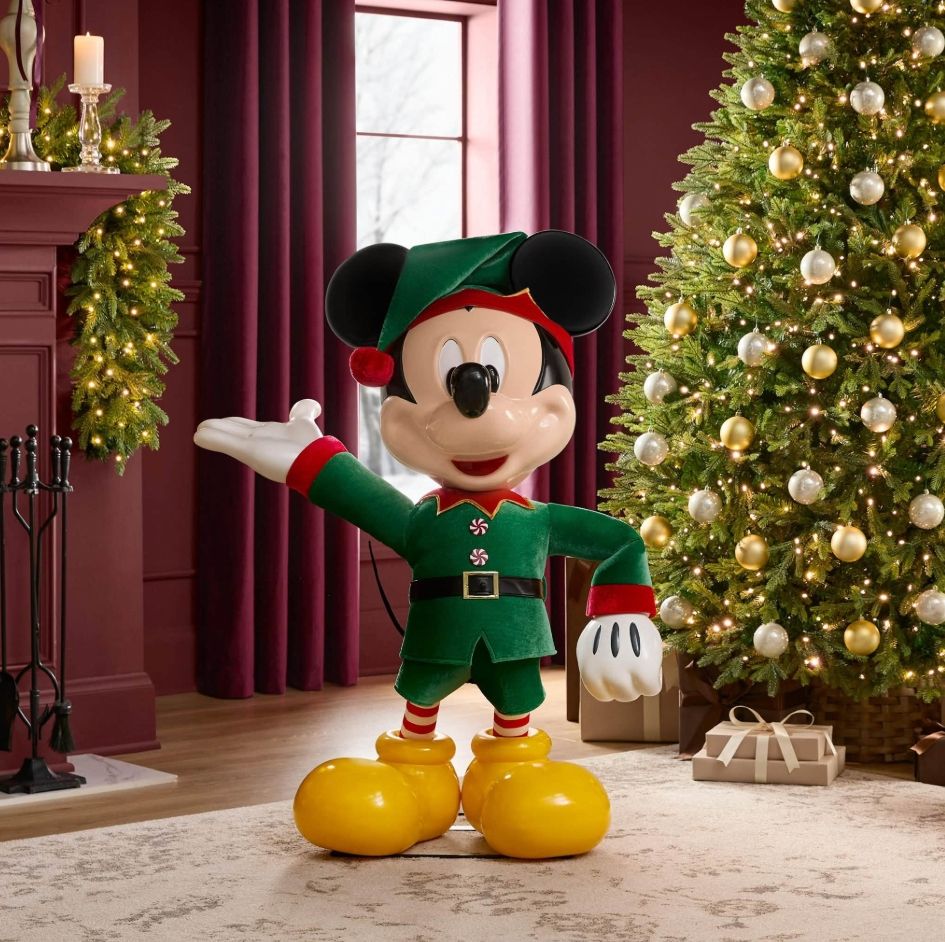 ​Animated Holiday 4 FT MICKEY MOUSE PRE ORDER NOW FOR CHRISTMAS 2026