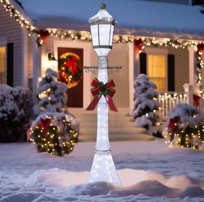 6 ft. 3D Post Light Outdoor Christmas Holiday Yard Decoration Cool White LED PRE ORDER CHRISTMAS