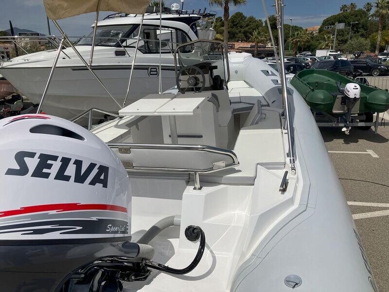 SELVA 21 LV avec moteur Selva 100xsr
