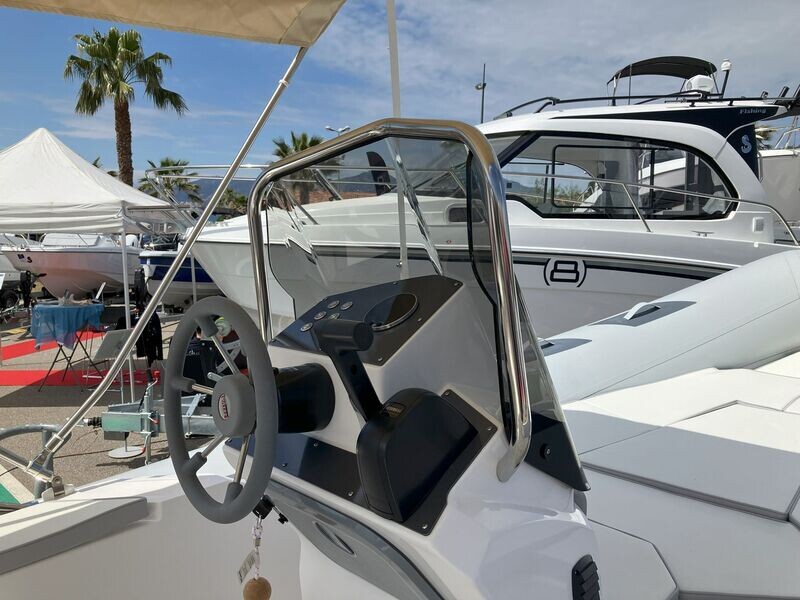 SELVA 21 LV avec moteur Selva 100xsr