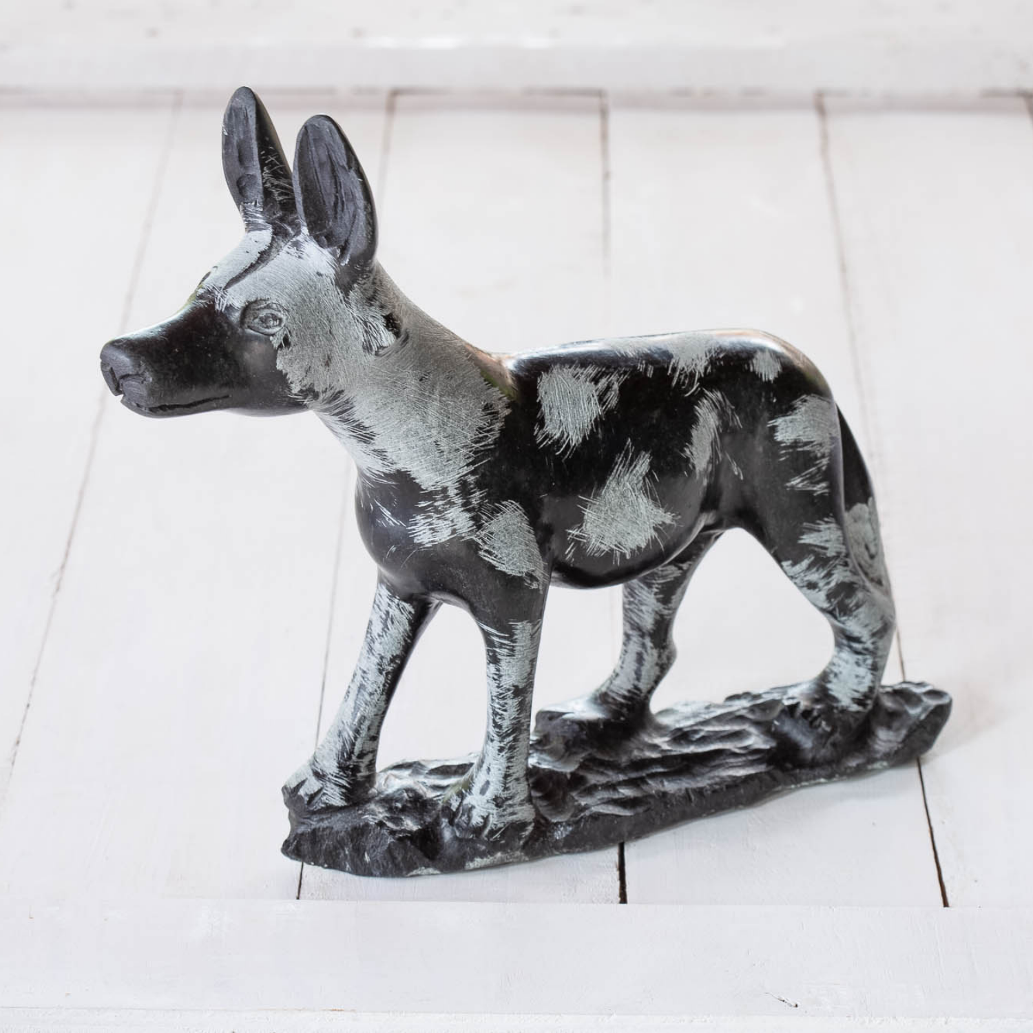 Sculpture: Wild Dog (Medium)
