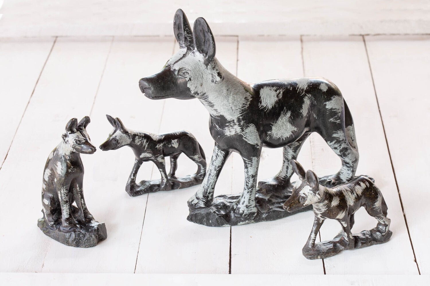 Sculpture: Wild Dog (Medium)