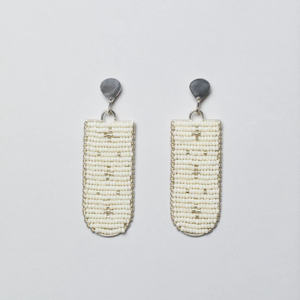Esther Small Pendant Earrings (Off White, Sliver)