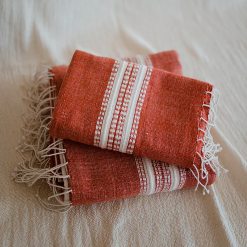 Hand Towels: Lava